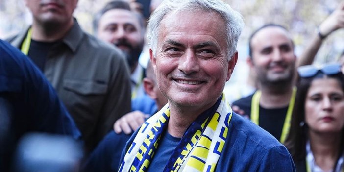 Fenerbahçe'de Mourinho göreve başladı