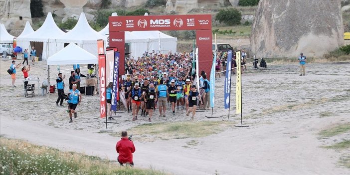 Çöl Maratonu'nda 30 kilometrelik koşu tamamlandı