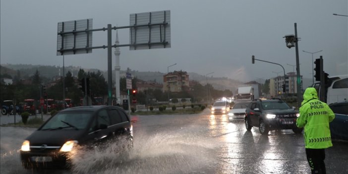 Samsun'un doğusu için kuvvetli yağış uyarısı