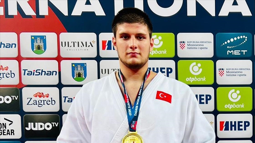 Milli sporcu İbrahim Tataroğlu son 16 turuna yükseldi