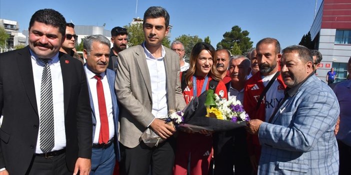 Olimpiyat ikincisi Hatice Akbaş,"Madalyanın keyfini çıkaracağım"