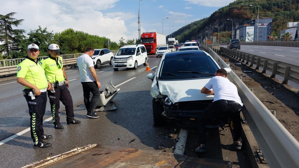 Samsun'da zincirleme trafik kazası: 3 yaralı