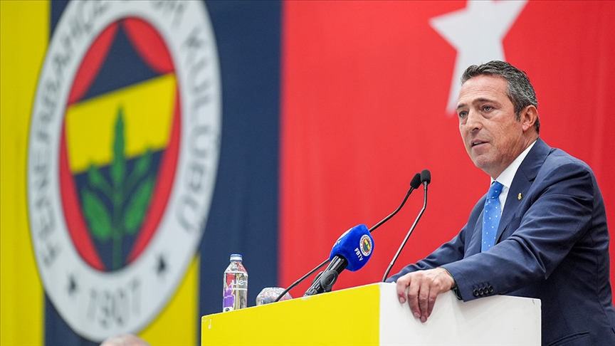 Fenerbahçe, yüksek bedelli oyuncu satışlarıyla ön plana çıkıyor