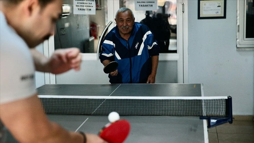 Torunu yaşındaki sporcuları yenip şampiyon oldu