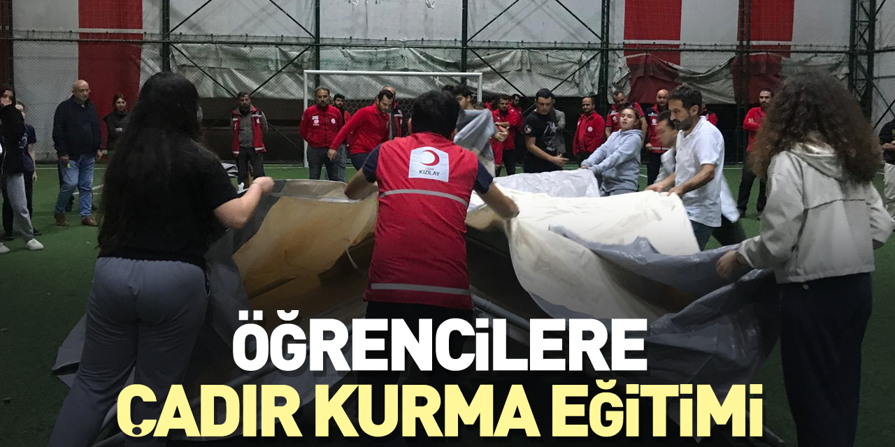 Öğrencilere çadır kurma eğitimi