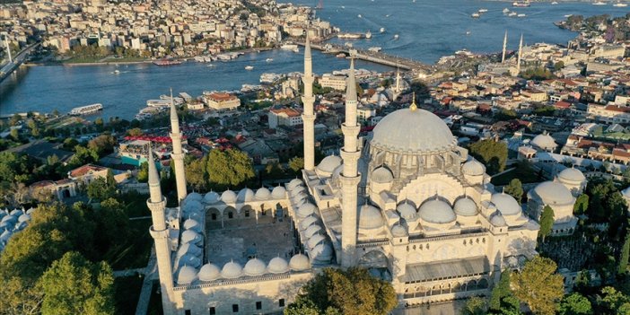 "Süleymaniye Külliyesi" yüzyıllardır ayakta