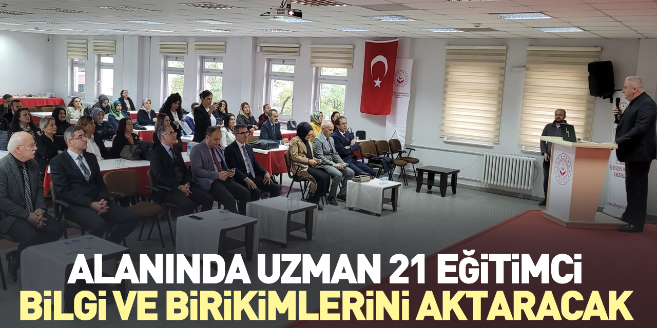 Alanında uzman 21 eğitimci bilgi ve birikimlerini aktaracak