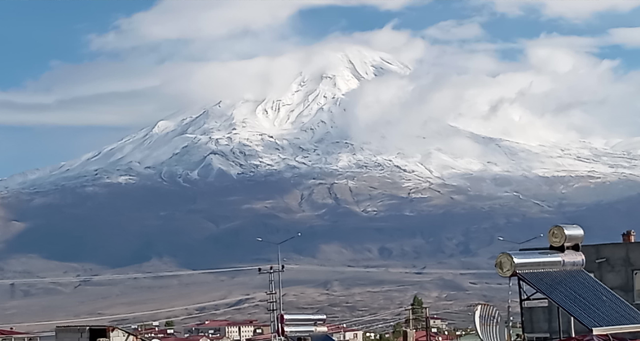 Türkiye’nin "çatısı" beyazlarla doldu