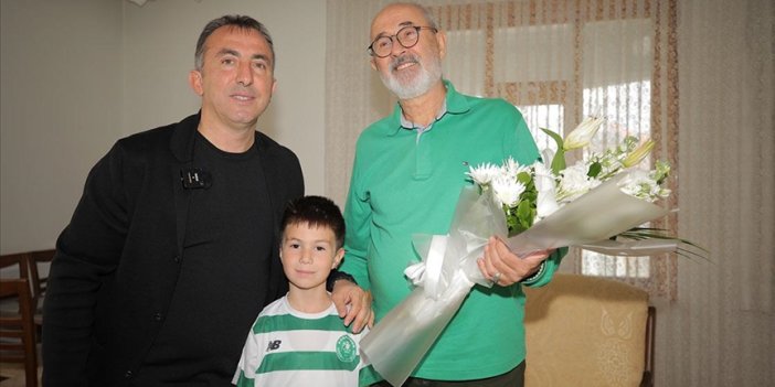 Konyaspor fanatiği emekli öğretmeni sevindirdi