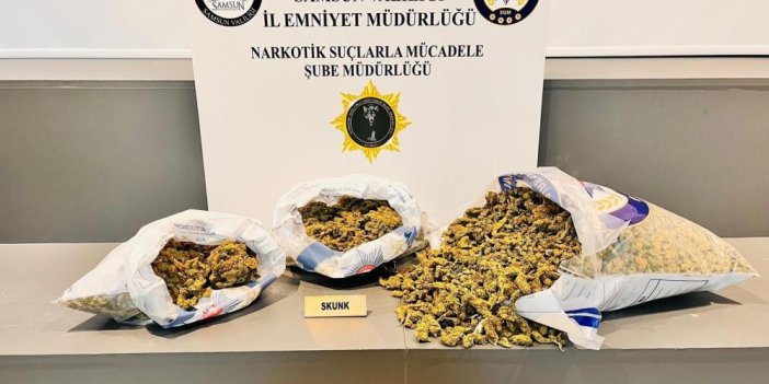 5 kilo 700 gram skunk ele geçirildi