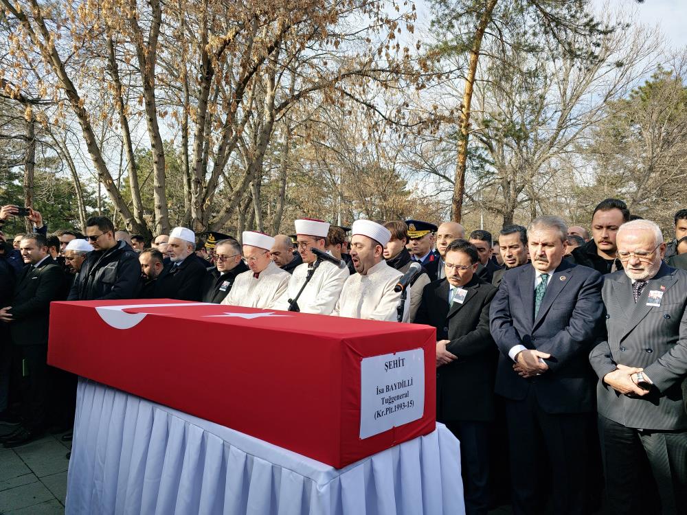 Şehit Tuğgeneral son yolculuğuna uğurlandı