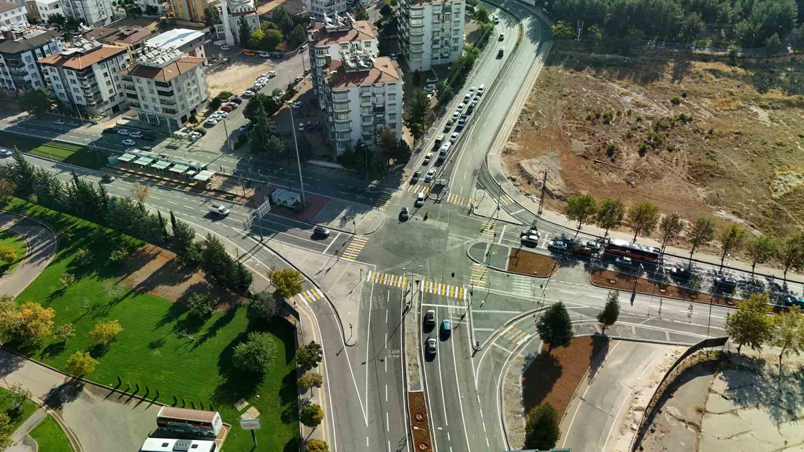 Gaziantep Büyükşehir’den 10 yılda 15 katlı kavşak