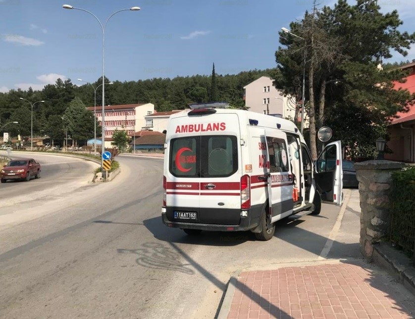 Manisa’da heyelan: Ulaşım tek şeritten sağlandı