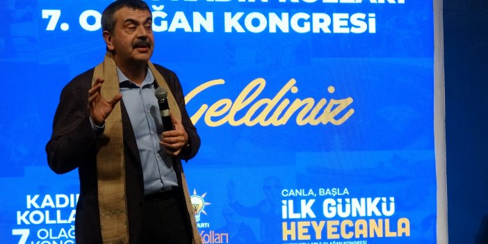 Bakan Tekin kongrede konuştu