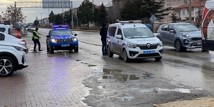 Plakasız otomobil polise yakalandı