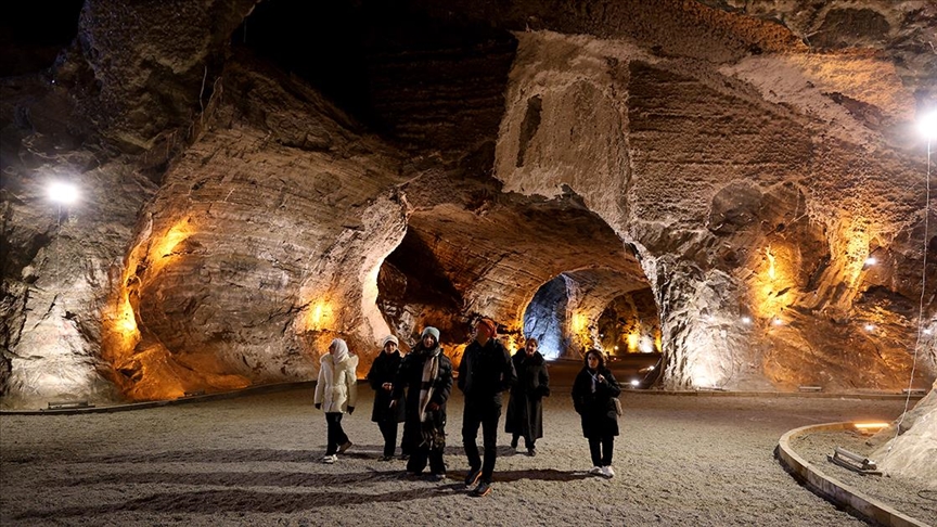 Tuz Terapi Merkezi kış aylarında da turistleri ağırlıyor