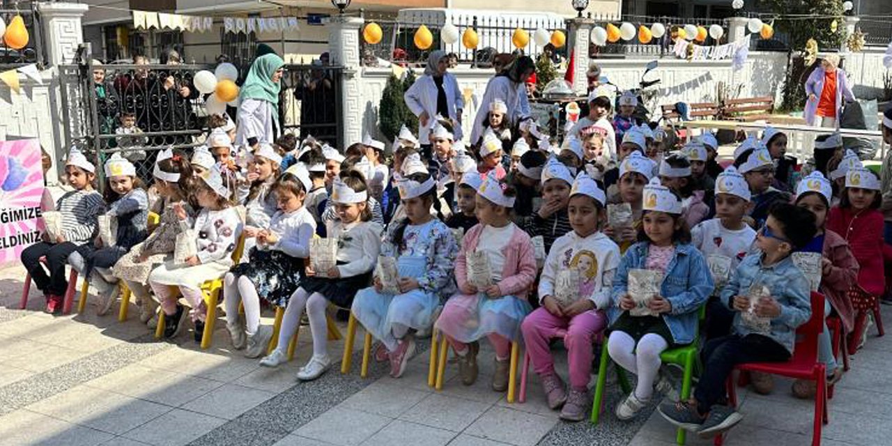 Miniklerin ilk 'tekne orucu' heyecanı