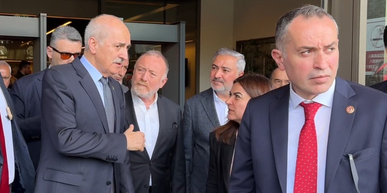 Sırrı Süreyya Önder’i hastanede ziyaret etti