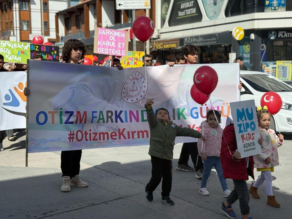 "Farkında ol, kabul et, destekle"