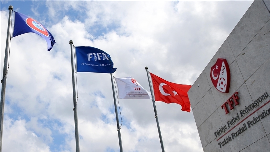 Takım sayısını 120'ye düşürecek