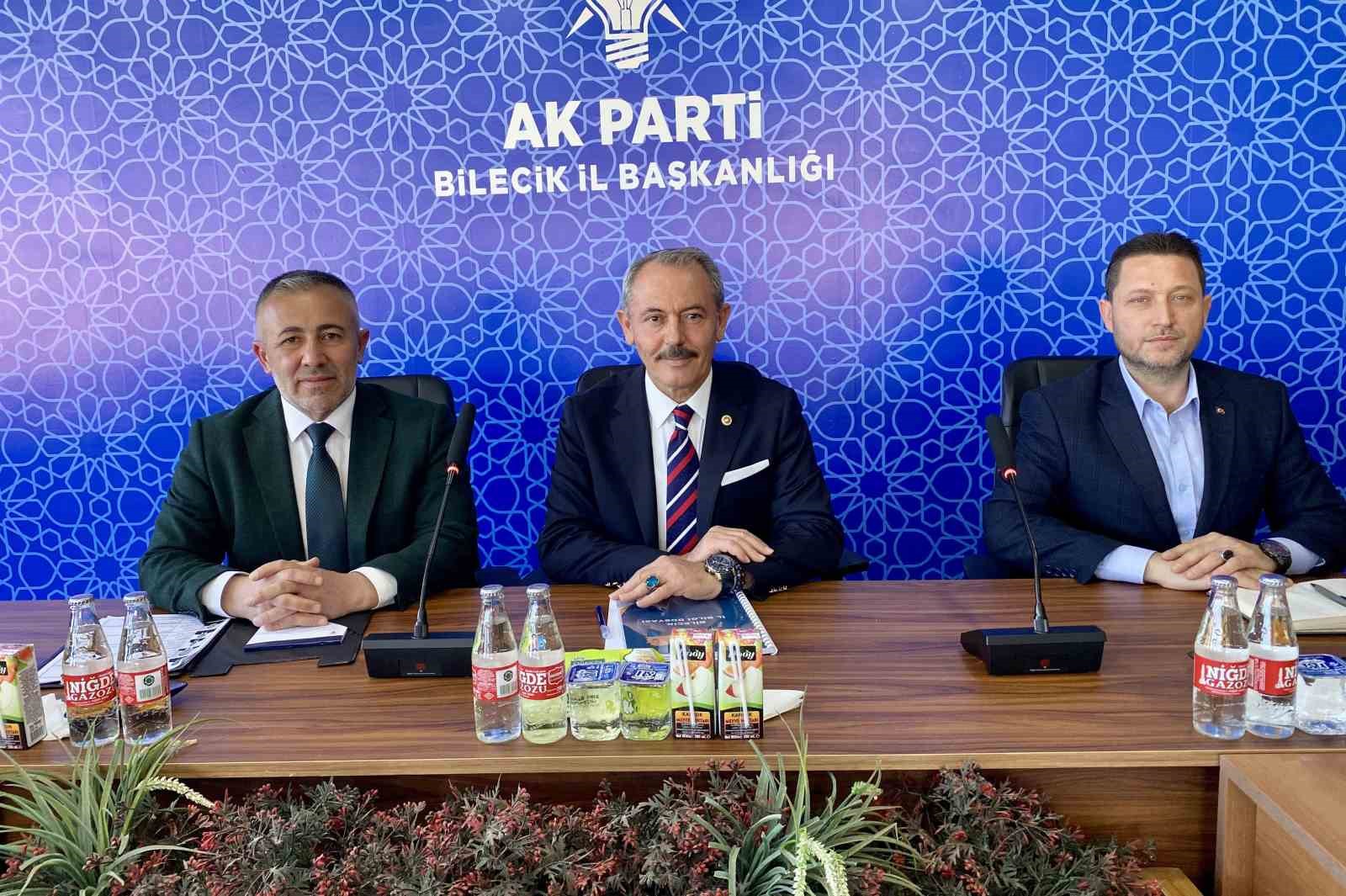 AK Parti’nin kararlılık ve dayanışma toplantısı