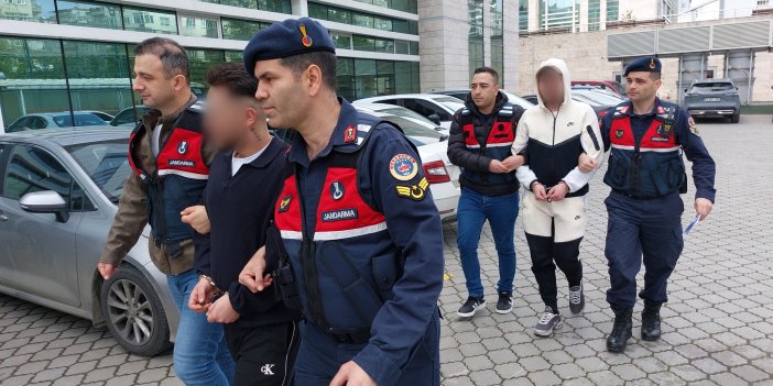 El valizi, çanta ve poşetler içine saklanmış