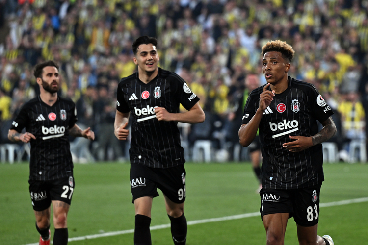 Gedson Fernandes, bir derbiyi daha boş geçmedi