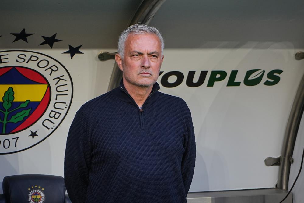 Jose Mourinho, 5. derbisini de kazanamadı