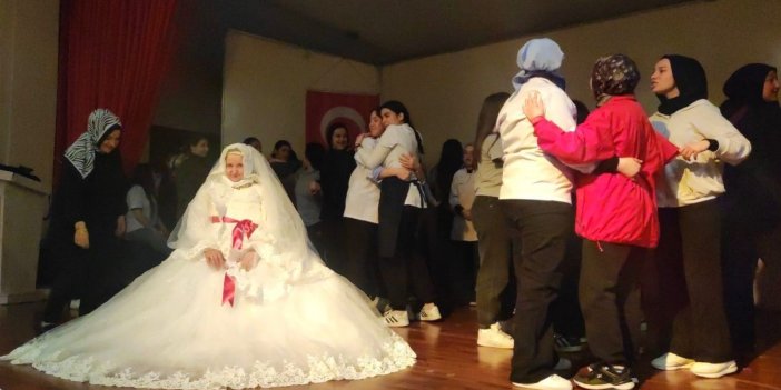 Gelinlik giyme hayali gerçek oldu