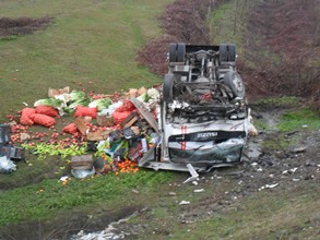 Otomobil ile kamyon çarpıştı: 1 ÖLÜ, 1 YARALI