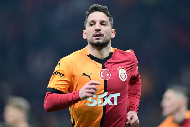 Dries Mertens; "Futbolu bırakmayı dört gözle bekliyorum"