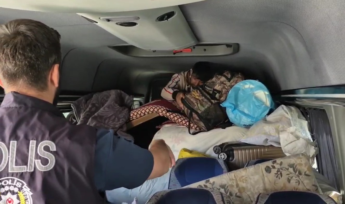 Kastamonu’da 8 düzensiz göçmen  bulundu