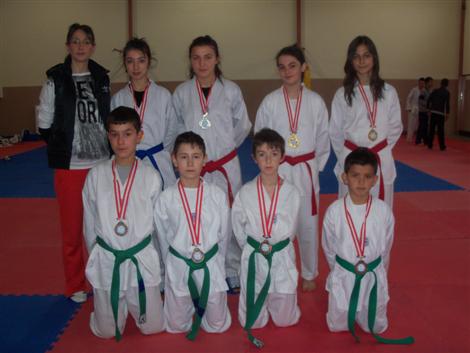 Taekwondo’da Çarşamba Başarısı