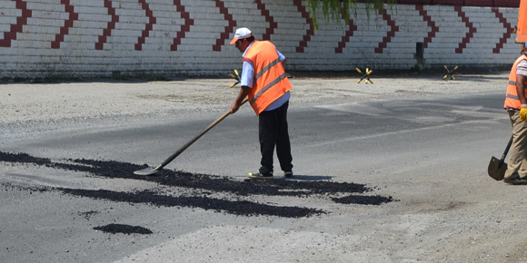 Ayvacık Turizmine Yol Engeli