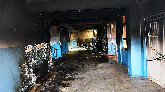PKK yine okul yaktı
