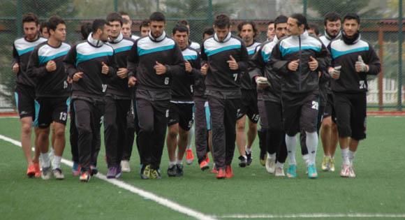 Lider Çarşambaspor Atakum maçına hazırlanıyor