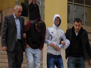 Futbol Sahasının Soyunma Odalarını Soyan 6 Kişi Yakalandı
