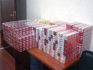 Samsunda 2 Bin 20 Paket Kaçak Sigara Ele Geçti