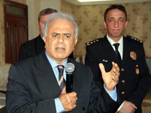 Özhan: “Teröre 7 Bin 900 Polis Şehit Verdik”