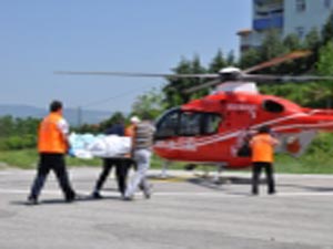 Yaşlı Hasta İçin Ambulans Helikopter Kalktı
