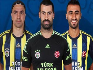 Fenerbahçede üç imza