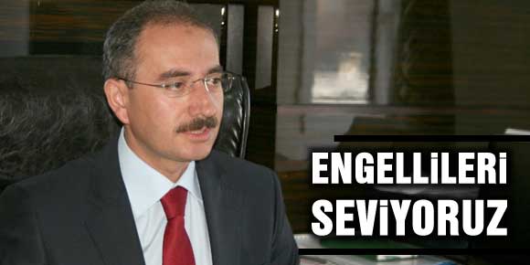 Dündar, Engellileri Destekliyoruz