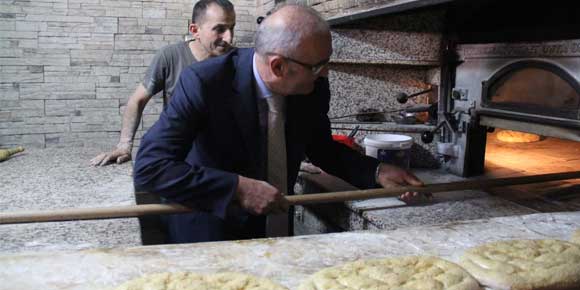 Başkan Yılmaz Özakkayada Ekmek Pişirdi