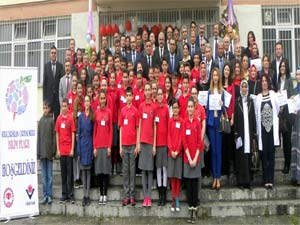 Kılıçarslan Ortaokulu’nda Tübitak 4006 Bilim Fuarı Açıldı