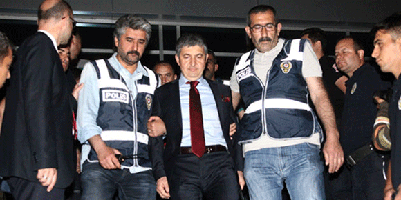 MİT TIRları soruşturmasında 5 tutuklama!