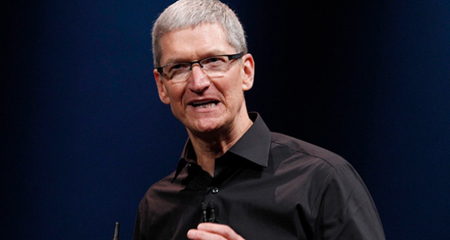 Tim Cook, Facebook ve Google’ı yerden yere vurdu!