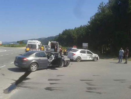 Yakakentte Trafik Kazası: 7 Yaralı
