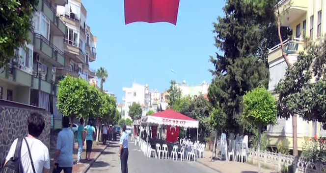 Alanyalı şehit polis için taziye çadırı kuruldu