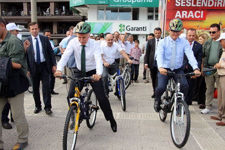 Samsun’da 5 Okula 150 Bisiklet Dağıtıldı