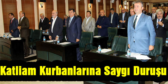 Katliam kurbanlarına saygı duruşu